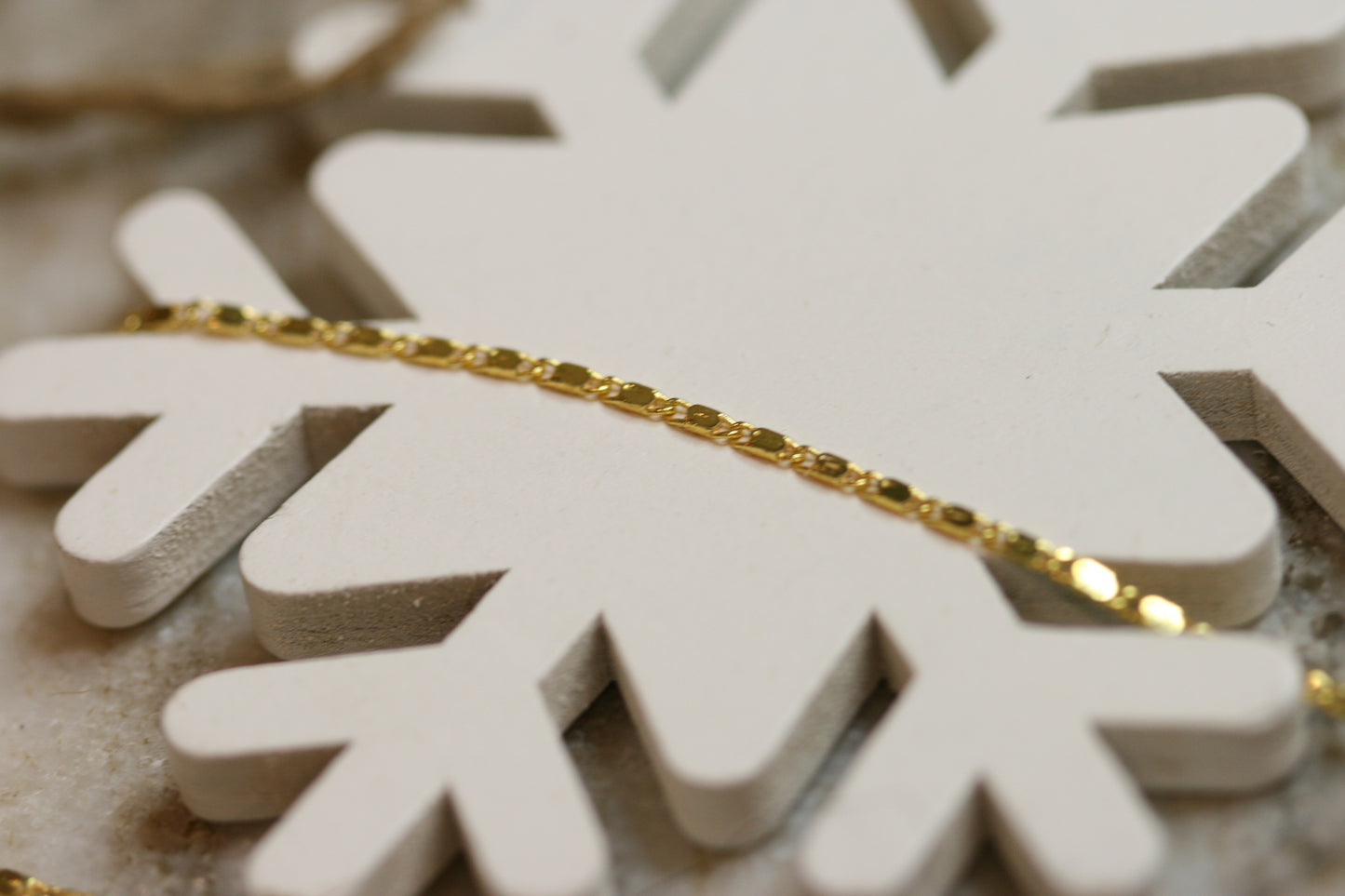 The Simple Dainty Chain