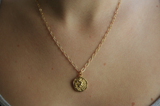 Simple coin necklace