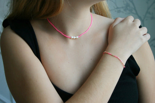 Neon Pink Pearl Choker